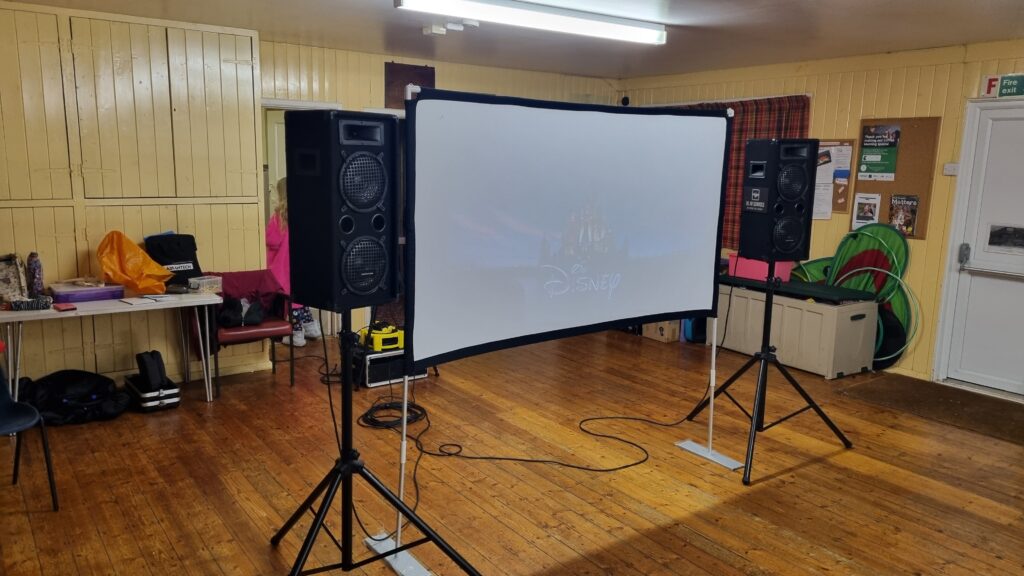 Indoor Cinema Package - Basic HD - 80"