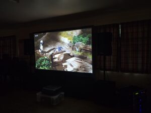Indoor Cinema Package – Pro 4K – 100″