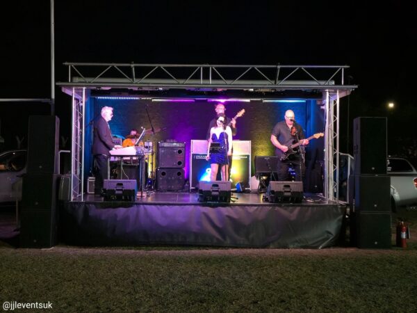 Compact Roadshow Stage Add-on – R-L2 Performance Lighting